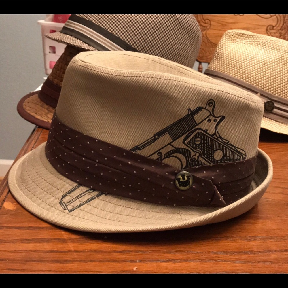 Goorin Brothers fedora with colt 45 image